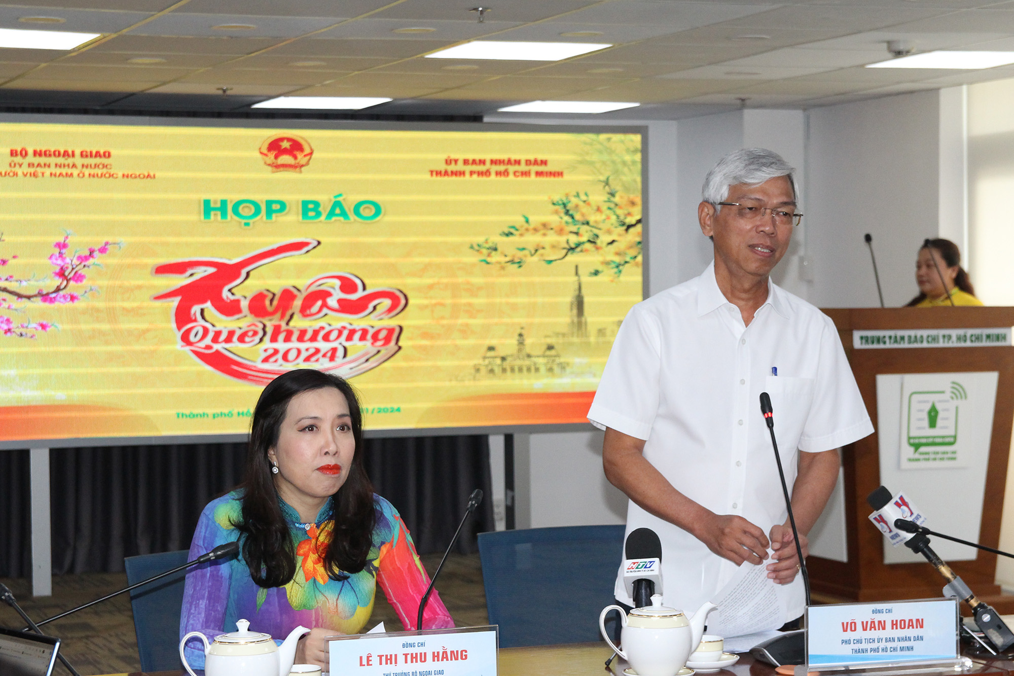 Đồng chí Võ Văn Hoan - Phó Chủ tịch UBND TP. Hồ Chí Minh tại buổi họp báo (Ảnh: H.Hào).